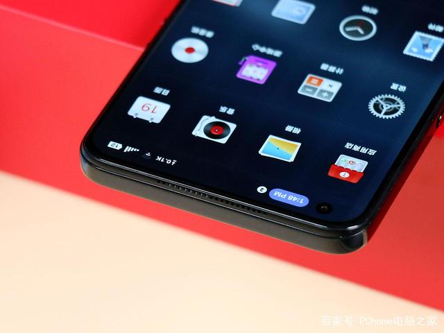 小编分享坚果r2屏幕大小多少 坚果r2屏幕信息相关介绍。