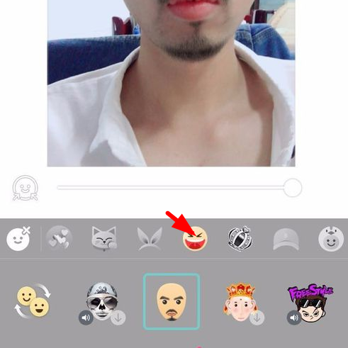 b612app给照片人物加胡子的图文教程截图