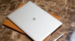 关于华为m6分屏使用的具体操方法。