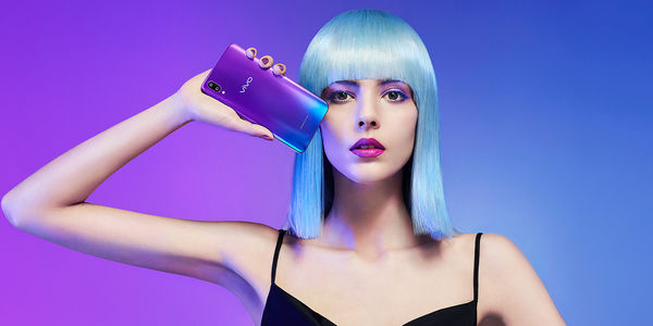 我来教你在vivo手机里给相机调出反差色的基础操作。