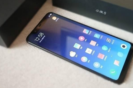 今天分享小米8设置热点共享的操作过程。