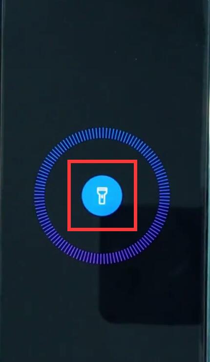 华为p20pro中打开手电筒的操作步骤截图