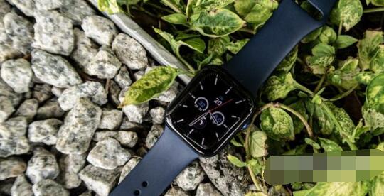 小编教你Applewatch6怎么下载软件。