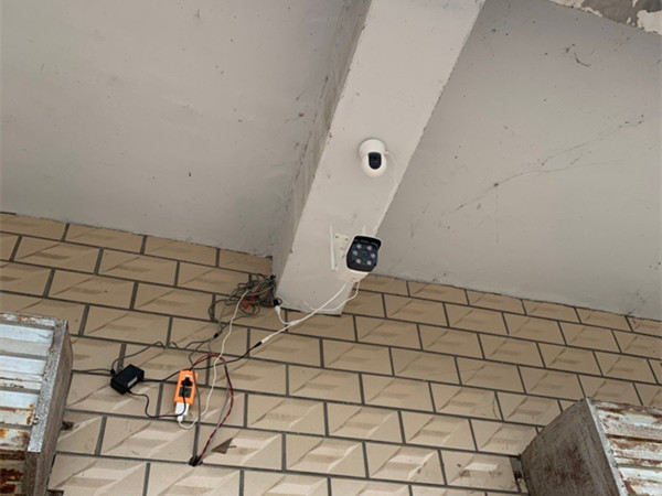 关于米家摄像头怎么连接手机。