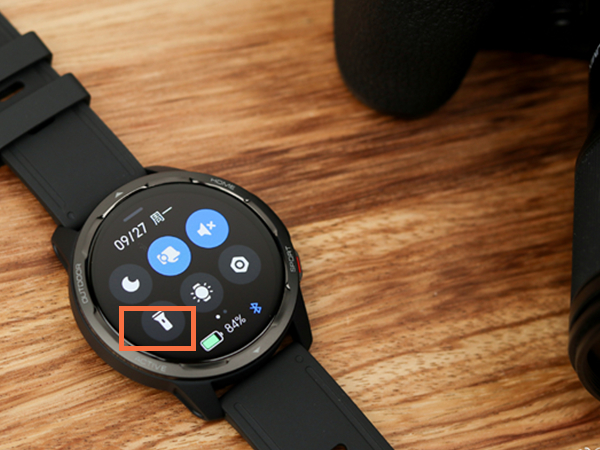 小米手表color2手电筒在哪?小米手表color2手电筒打开方法截图