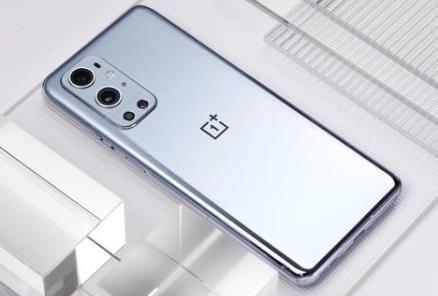 一加10pro多少钱。