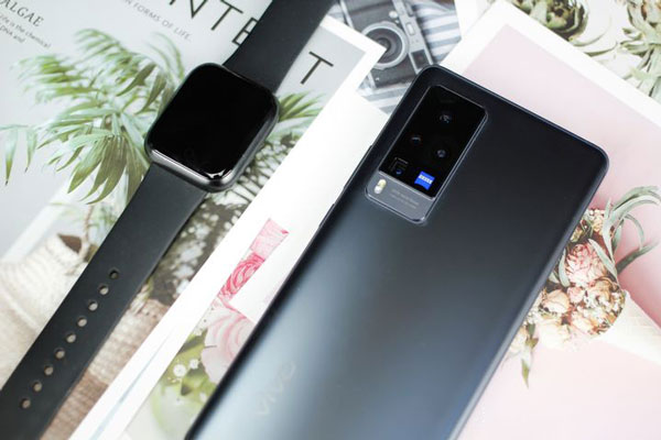 vivox60曲屏版和x60pro有哪些不同