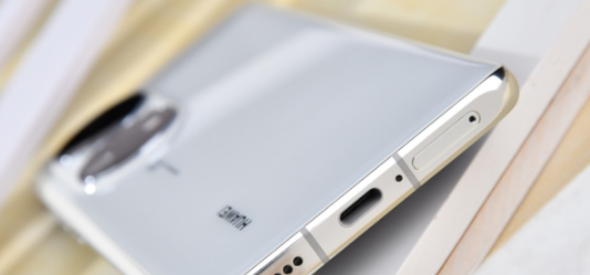 华为P50Pro卡槽在什么地方。