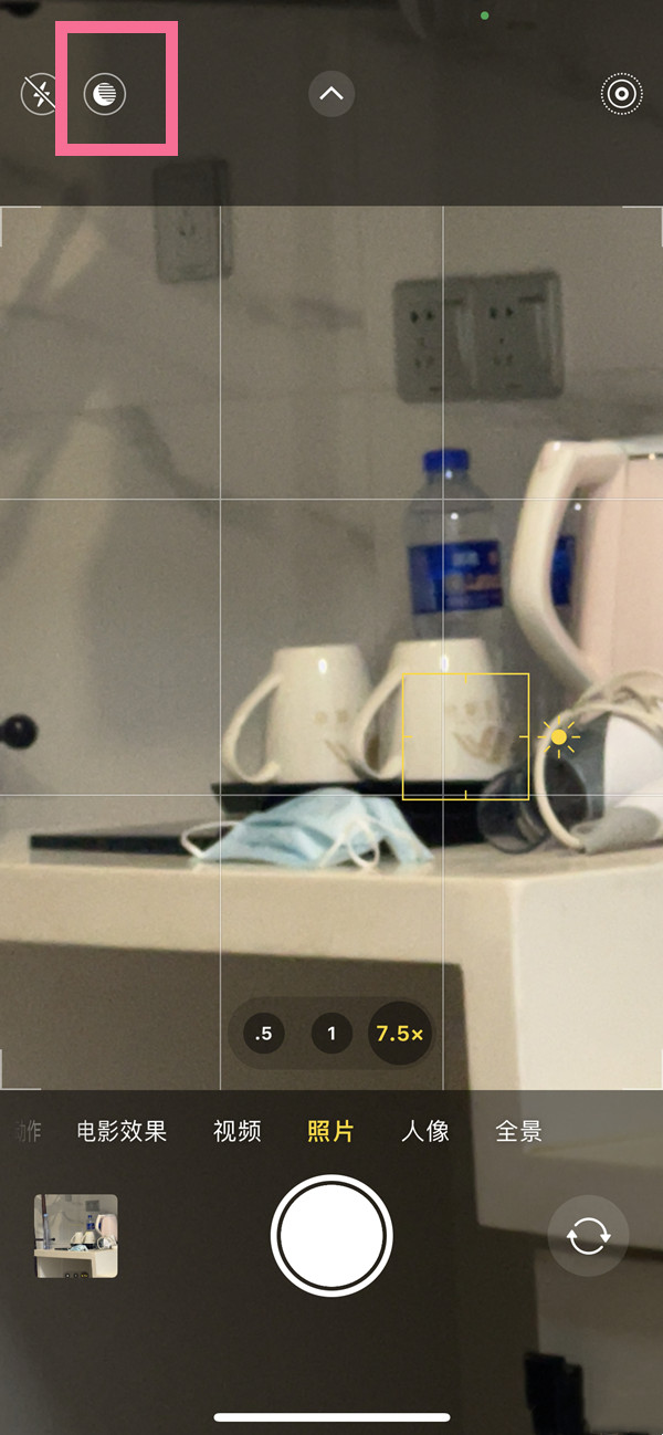 iphone13pro夜景模式如何打开。