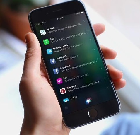 iOS 11又出bug，手机锁屏时Siri也会读取信息内容！