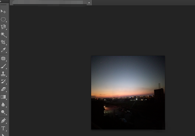用PS呈现时尚大片中的镜头效果，够酷！