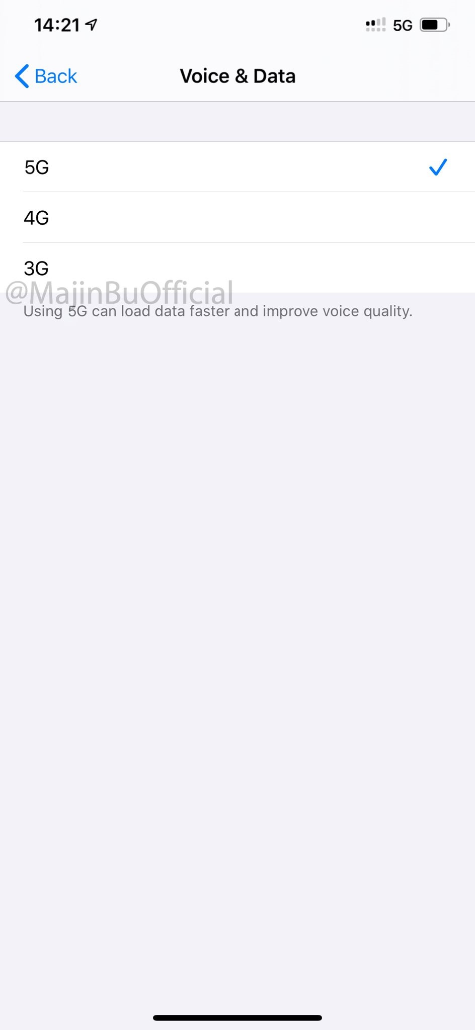 关于疑似 iPhone 12 网络设置界面曝光：支持 5G + 双卡双待。