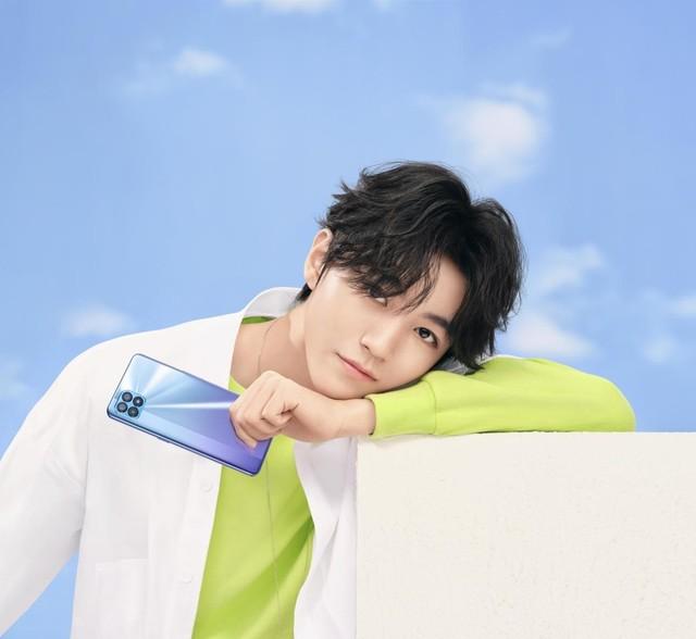 关于OPPO Reno4 SE怎么样。