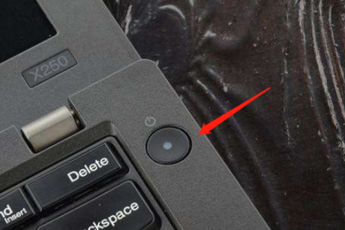 如何让win10笔记本强制关机。