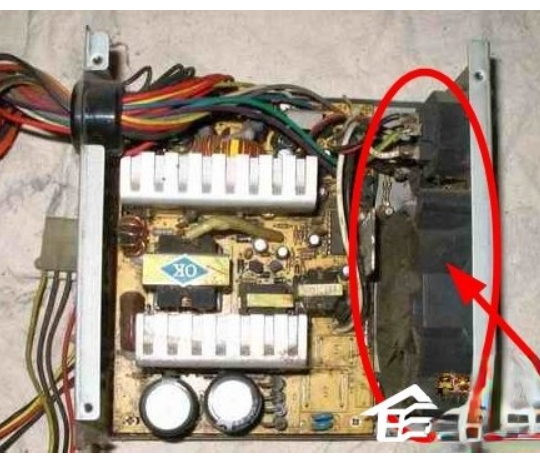 如何解决电脑电源风扇声音大的问题。