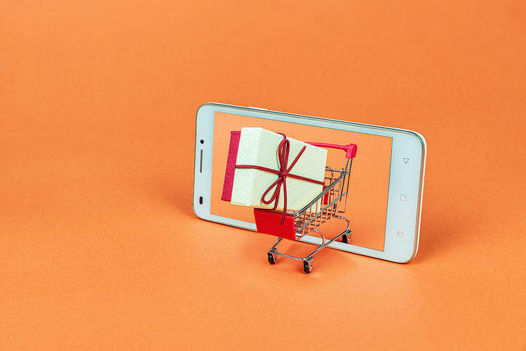 京东App将上线“长辈模式”:加大字号、强化语音搜索...一键切换更顺手