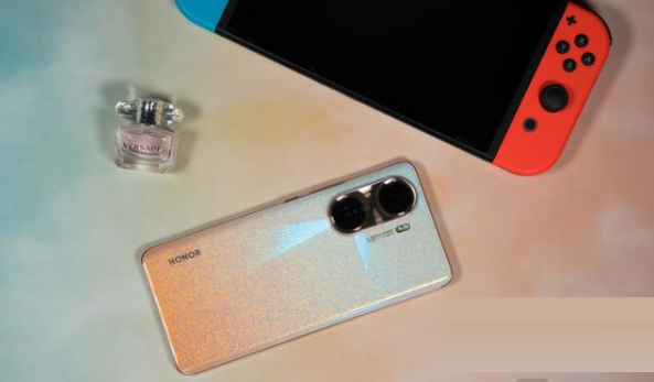 荣耀60Pro和hinova9Pro有什么不同?荣耀60Pro和hinova9Pro对比介绍截图