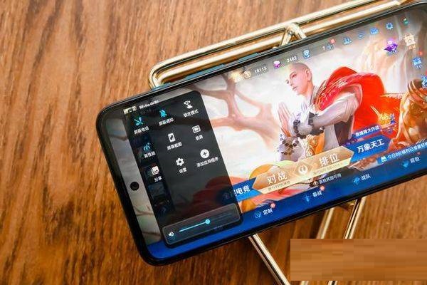 摩托罗拉G71怎么样?摩托罗拉G71真机实测详解截图