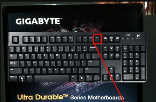 技嘉笔记本怎么BIOS设置U盘启动?