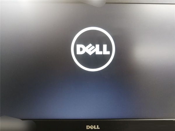 关于戴尔DELL笔记本开机卡在LOGO界面怎么办