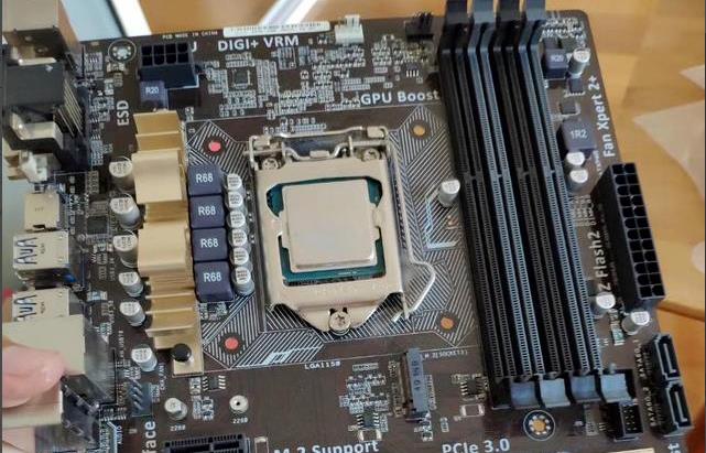 电脑主板应该怎么选择？电脑主板选择方法我来教你