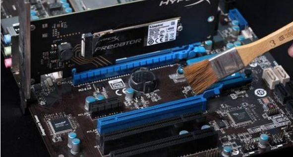 电脑显示器不亮无信号是怎么回事?电脑显示器不亮无信号怎么解决?