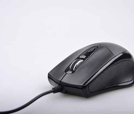 小编教你鼠标不动了灯是亮的这个怎么回事