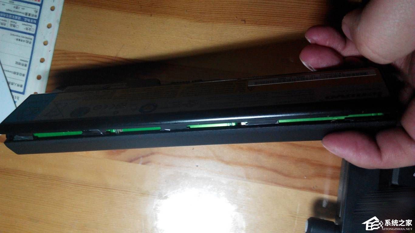 笔记本电池怎么拆解?笔记本电池拆解图文教程