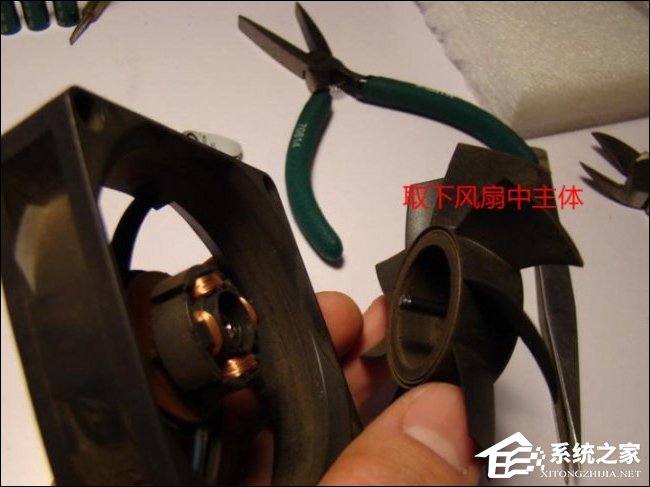 CPU风扇旋转声音大怎么加油?CPU风扇加油方法详细介绍