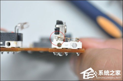 鼠标怎么拆开保养零件?鼠标拆卸微调解决小问题