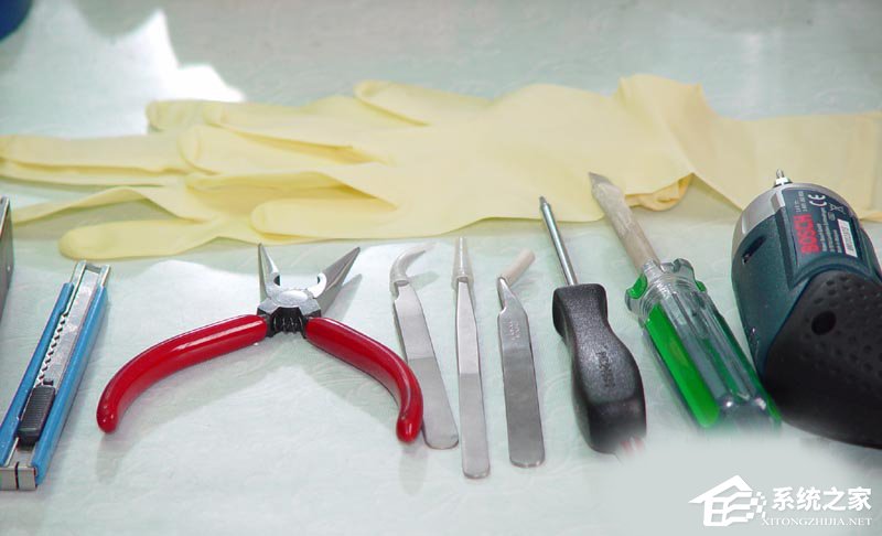 关于硬盘开盘数据恢复教程图解