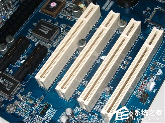PCI 64、PCI-X、PCI-E插槽之间都有什么区别?