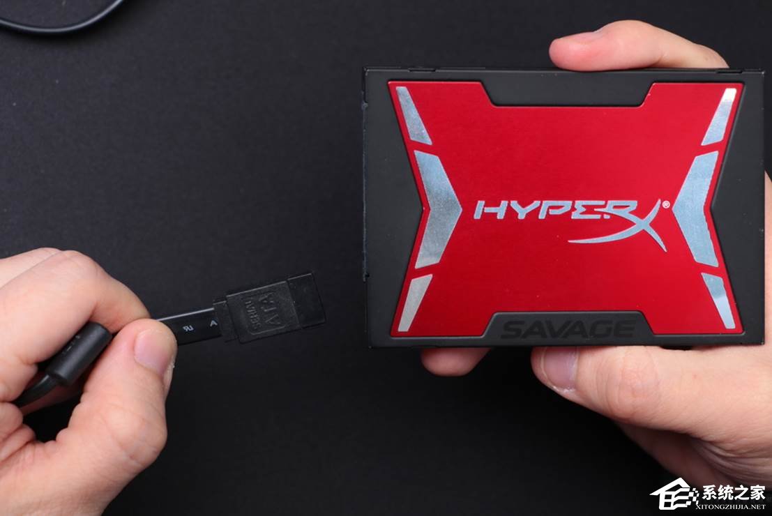 电脑主机灰尘如何清理?清理台式机灰尘有什么注意事项?