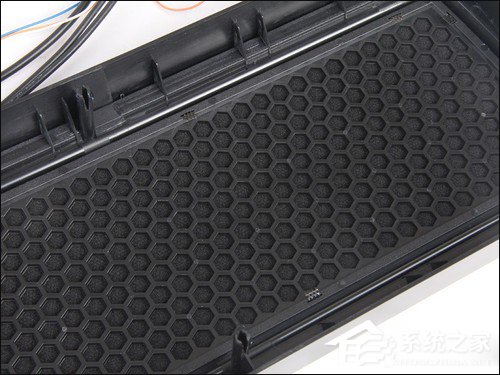 防尘机箱如何选购?主机防尘策略三大要素解析