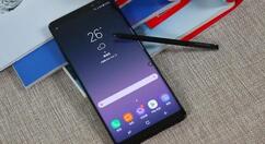 小编教你三星手机设置短信背景的基础操作。